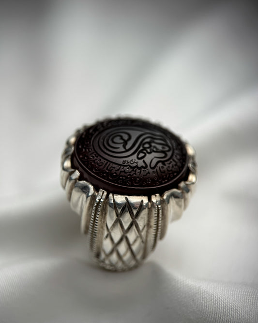 Crafted sliver Ring with black Haqeeq