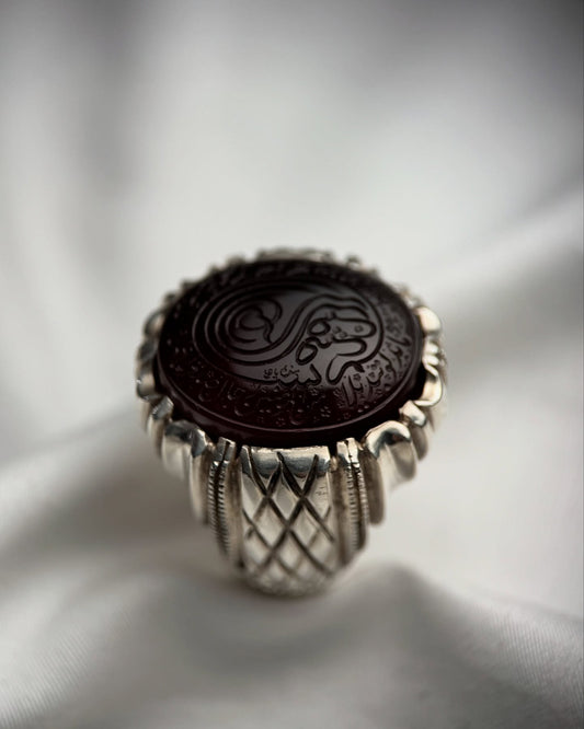 Crafted sliver Ring with black Haqeeq