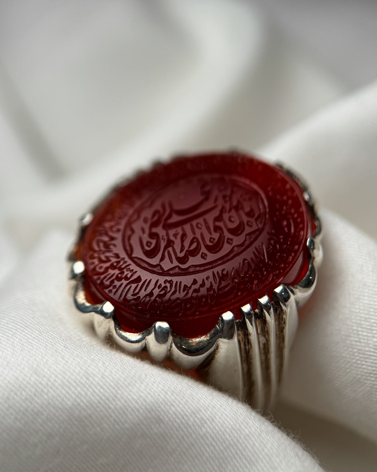 Plain sliver Ring with brown crafted Haqeeq
